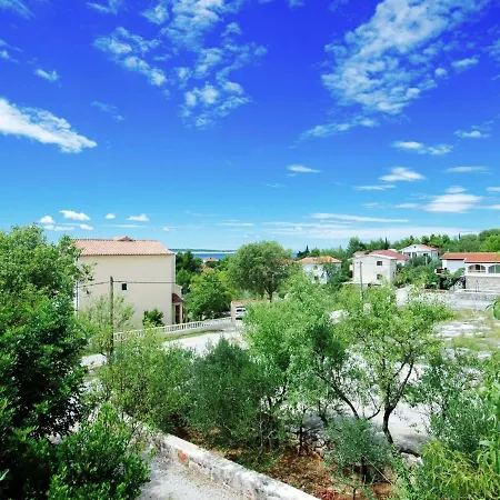 Apartment Spacious Apartment With Garden In Starigrad Croatia Starigrad Paklenica